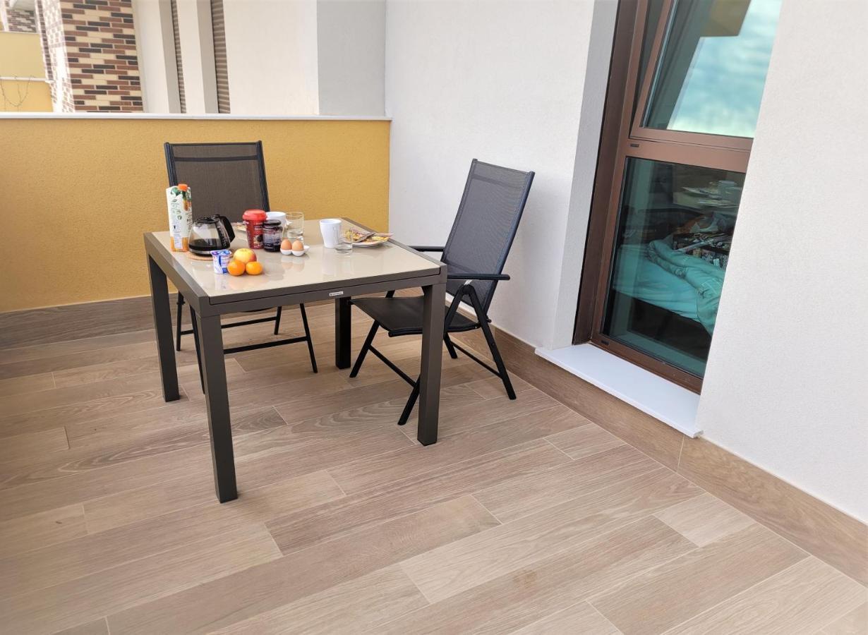 Los Flamencos Sea View Apartment カルタヘナ エクステリア 写真